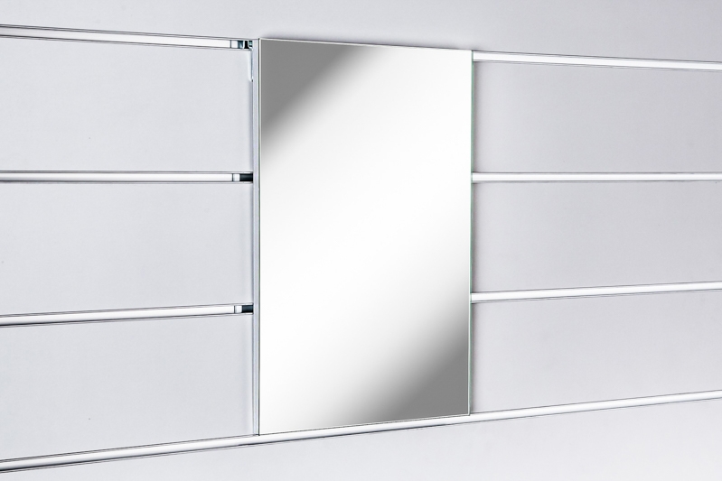 Lustro pionowe na Spacewall