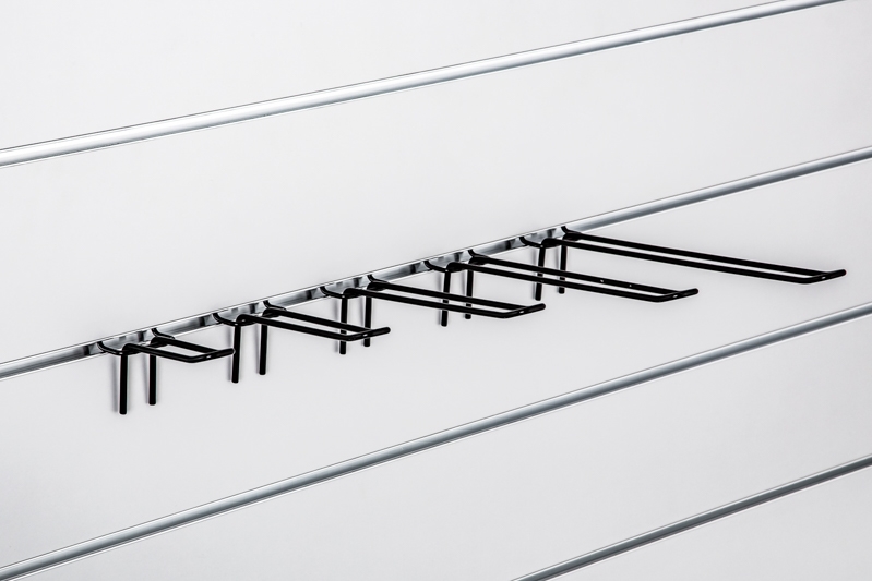 Haczyk podwójny Slatwall drut czarny