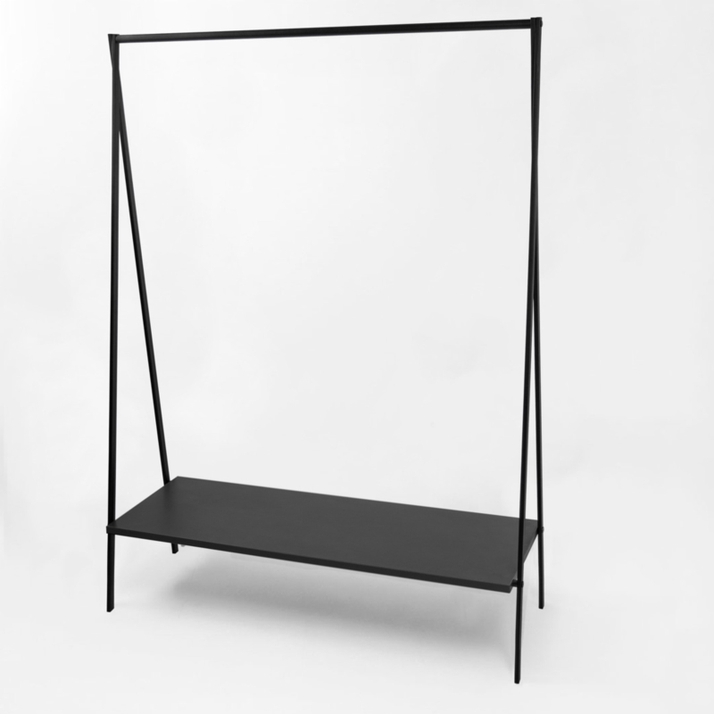 Stender czarny sklepowy na odzież z półką